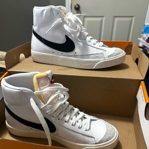 Nike Blazer Mid ‘77 (Black & White)